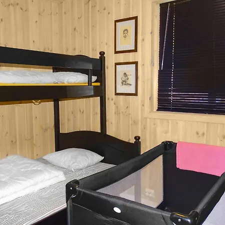 Five-bedroom In Vikesa בית נופש Vikeså