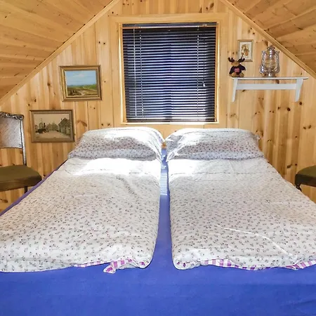 Five-bedroom In Vikeså